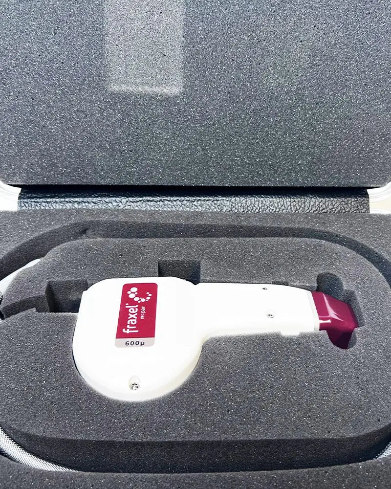 2011 Fraxel Repair CO2 Non-Ablative Fractional Skin Resurfacing Treatment System Sol International Medical