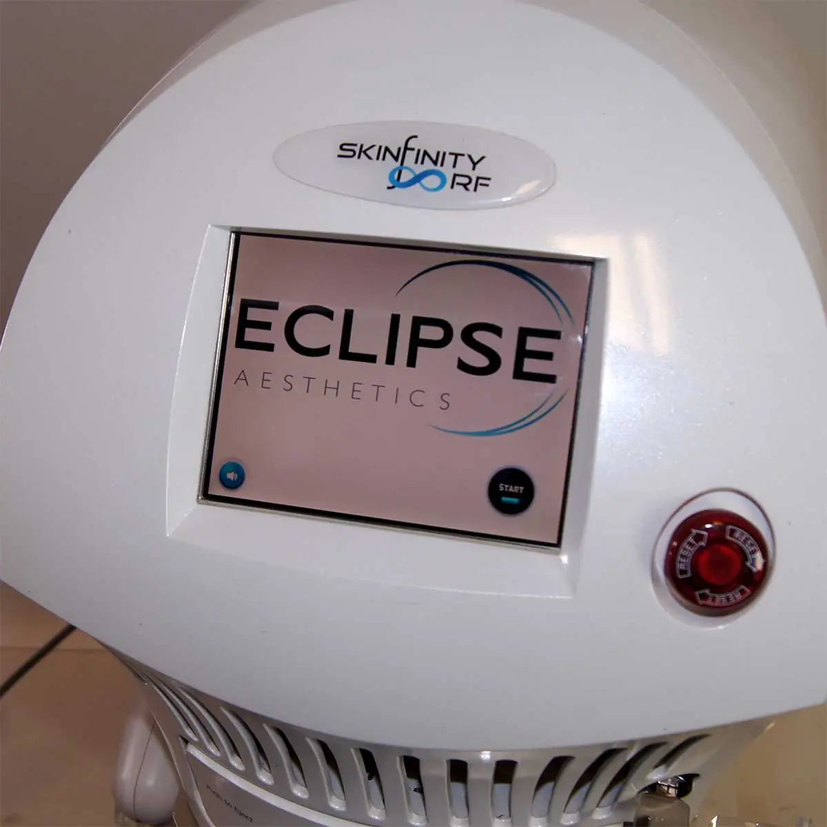 2016 Alma Eclipse Aesthetics SkinFinity RF Pixel In-Motion Skin Rejuvenation Alma