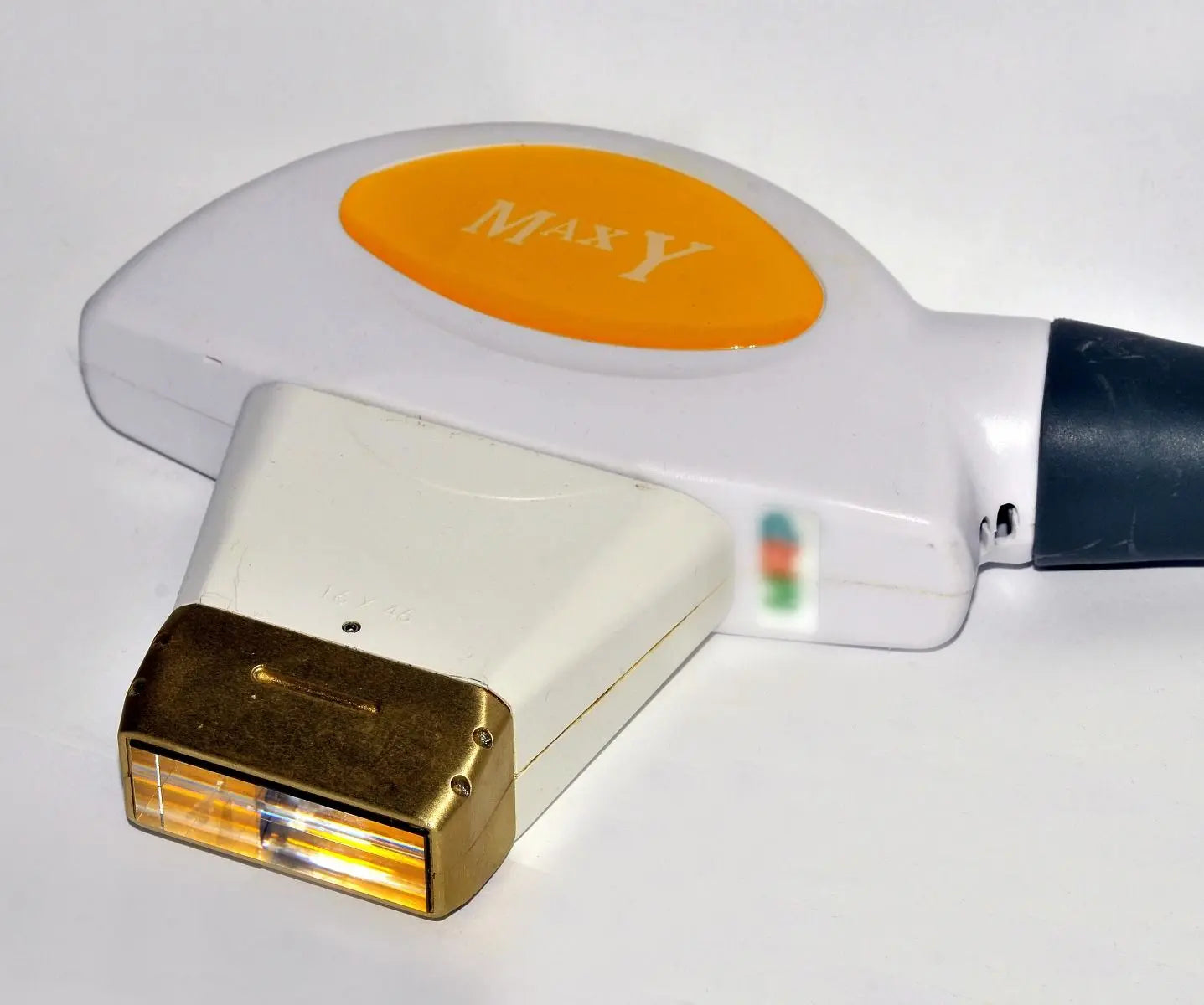 2012 Palomar ICON Laser MaxY Handpiece Fine Hair Removal Pigmented Lesions Max Y Palomar