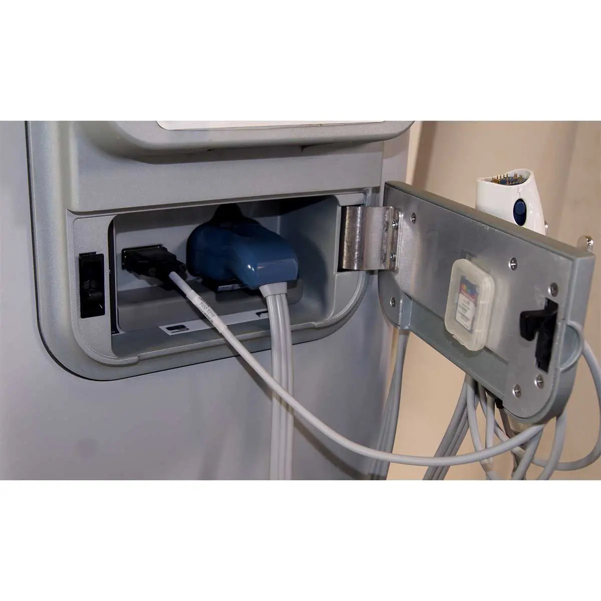 Solta Thermage CPT RF Skin Tightening System TG-2B-UPG Radio Frequency Generator Solta Medical
