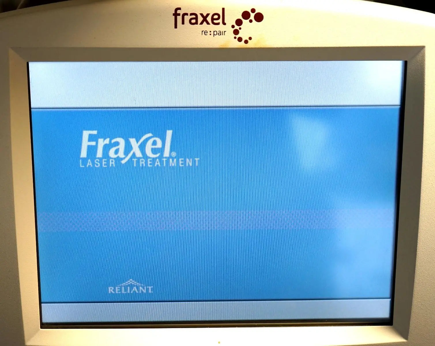 Reliant Fraxel Re:Pair CO2 Fractional Skin Resurfacing Treatment Laser RePair Sol International Medical