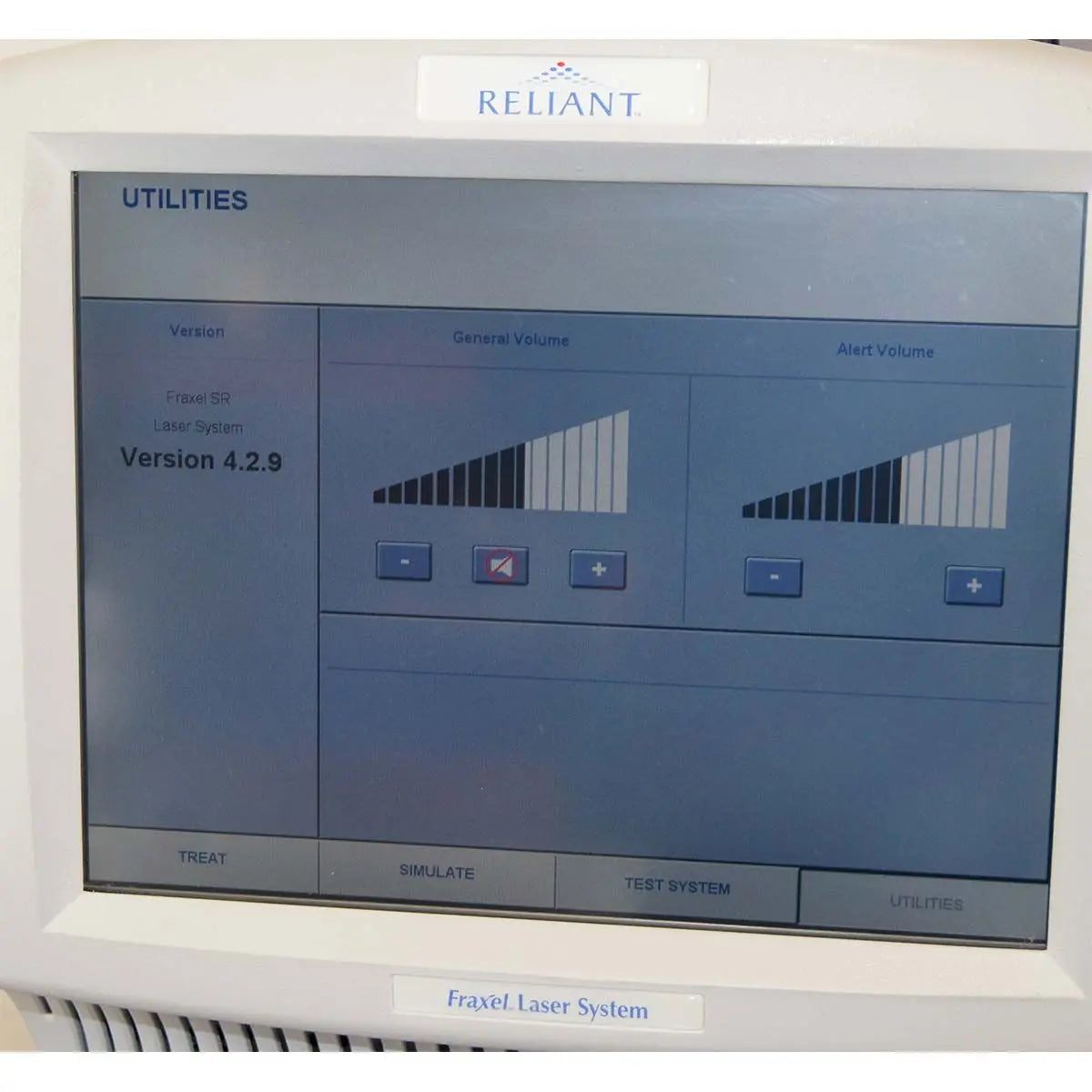 2008 Fraxel SR 1500 Reliant Fractional Laser 1550nm System with Cart Skin Repair Sol International Medical