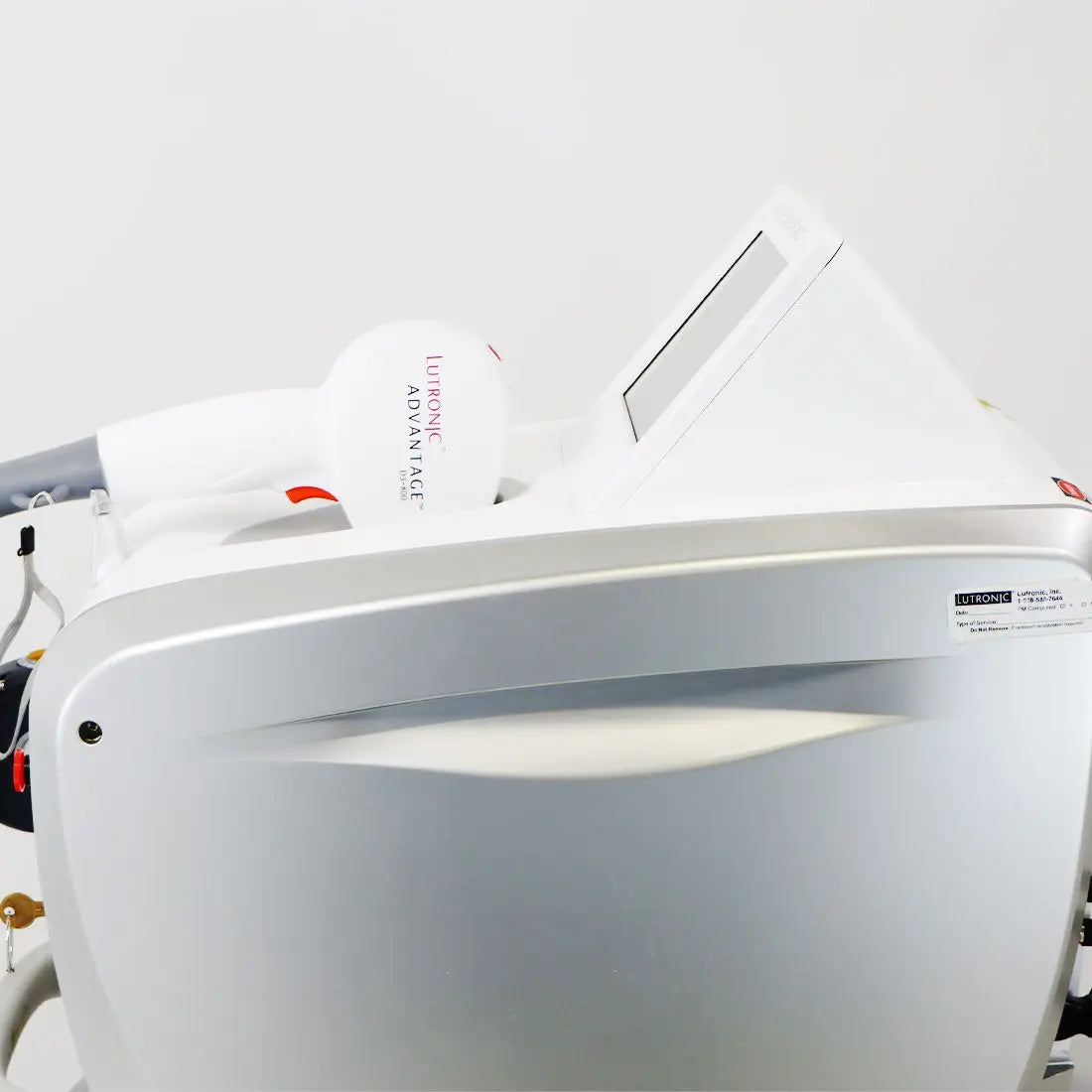 2014 Lutronic Advantage Diode Laser Hair Removal Reduction w/D3-800 Handpiece Lutronic