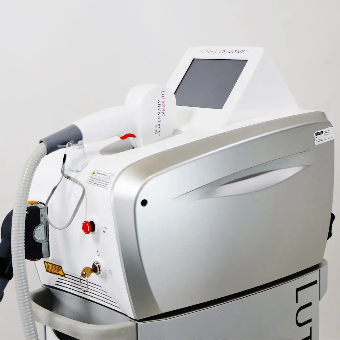 2014 Lutronic Advantage Diode Laser Hair Removal Reduction w/D3-800 Handpiece Lutronic