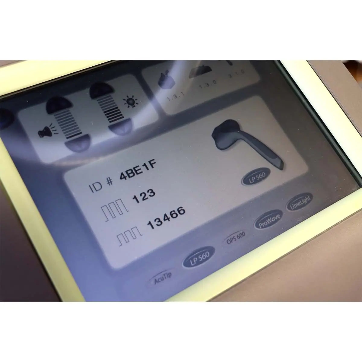 2011 Cutera Solera OPUS Laser IPL System w LP560 HandPiece Pigmented Lesions Cutera