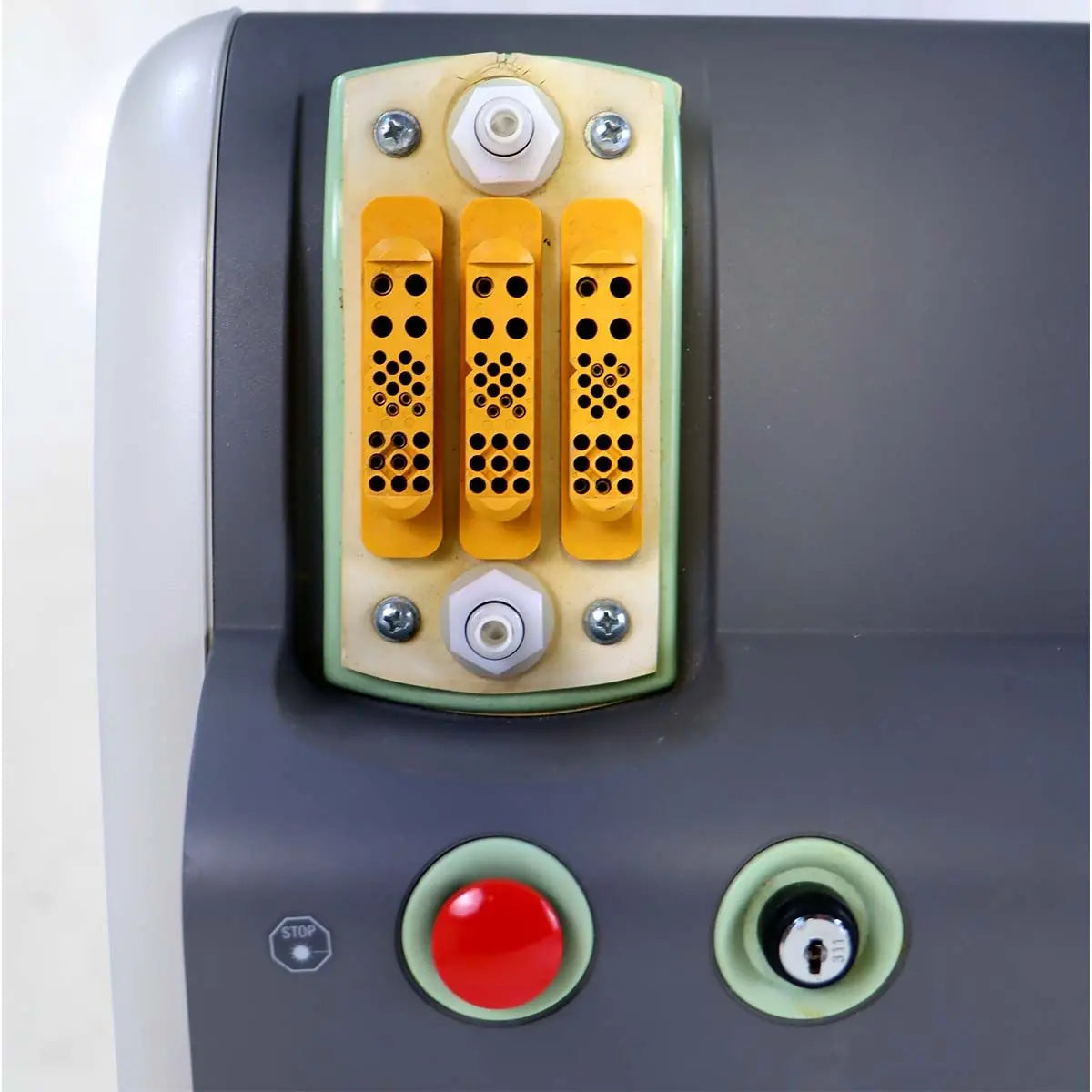 2011 Cutera Solera OPUS Laser IPL System w LP560 HandPiece Pigmented Lesions Cutera