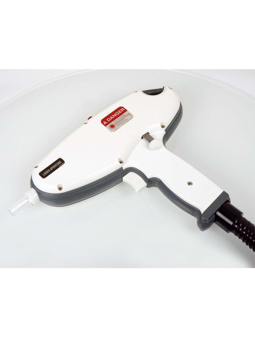 2002 Lumenis Quantum Laser Nd YAG 1064nm Handpiece SA2050005-A Hand Piece w Case Lumenis