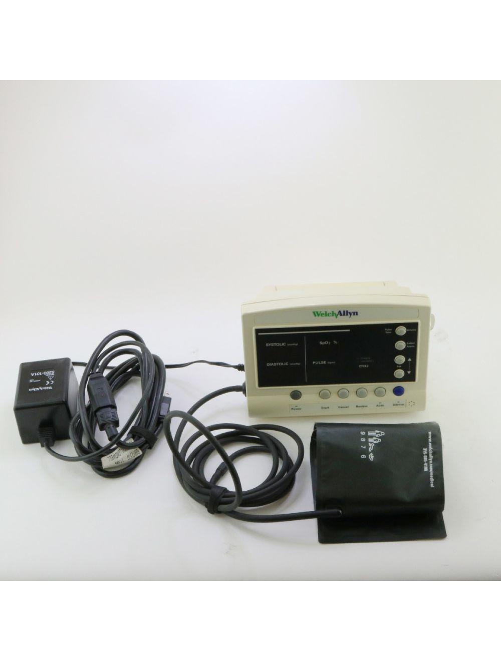Welch Allyn Vital Signs Monitor w/ Size 11 Cuff Blood Pressure Heart Rate SPO2 Sol International Medical