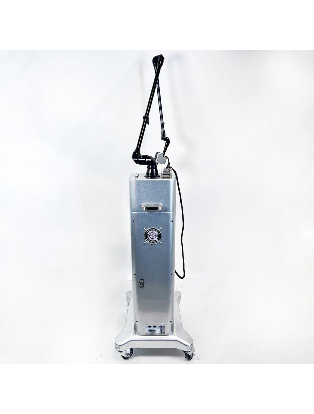 CO2 Laser System Ultra Repeat Continuous or Single Pulse Machine with Scanner Sol International Medical