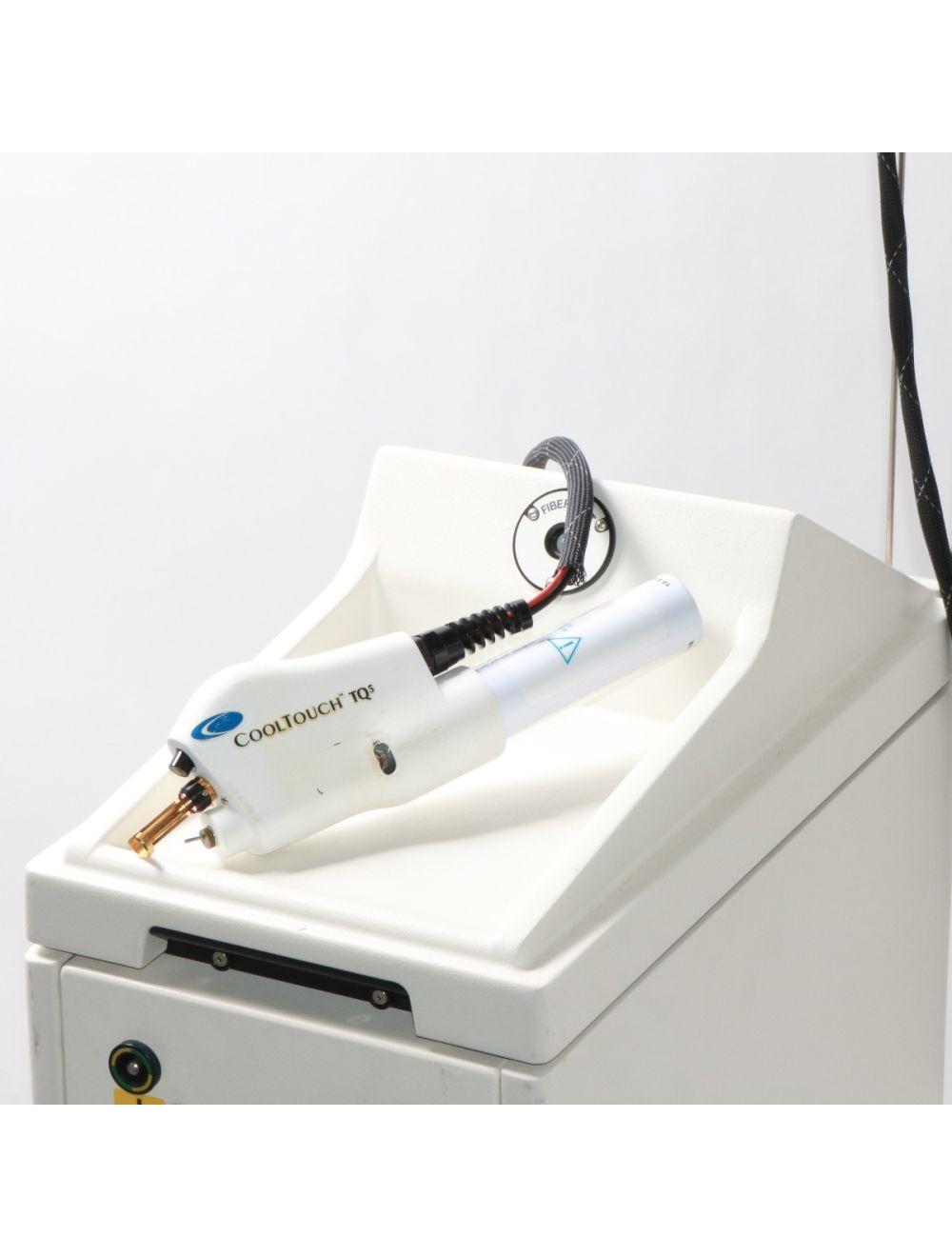 2000 NewStar CoolTouch Dermal Ablative Nd YAG 1320 nm 6W Laser Cool Touch CT130 Sol International Medical