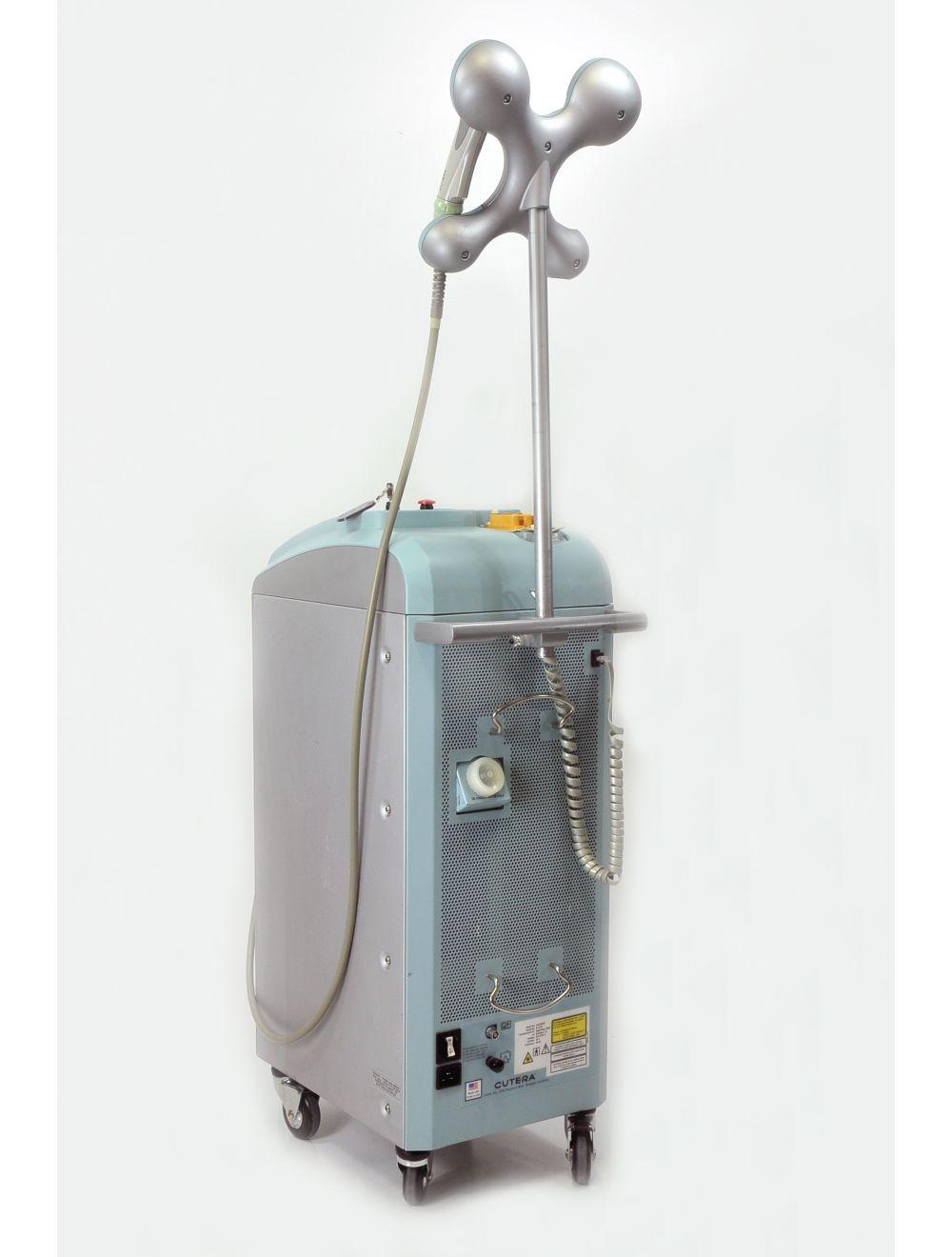 2003 Cutera XEO CoolGlide GENESIS IPL Nd:YAG Laser 1064 Cool Glide Cutera