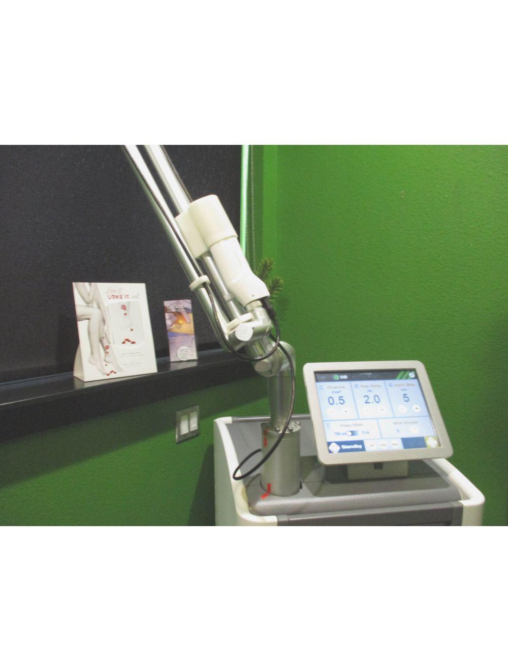 2016 Cutera EnLIGHTen Tattoo Removal Laser System 1064nm 532nm Nd:YAG Excellent! Cutera