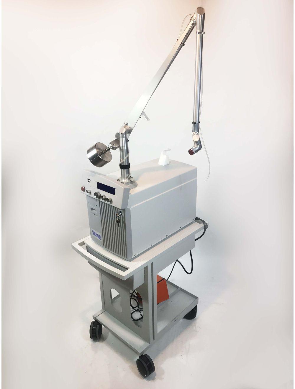 LaserScope Venus Erbium 2940 Surgical Laser w/ 2 Handpiece Smart Scan Plus CBH-2 Venus