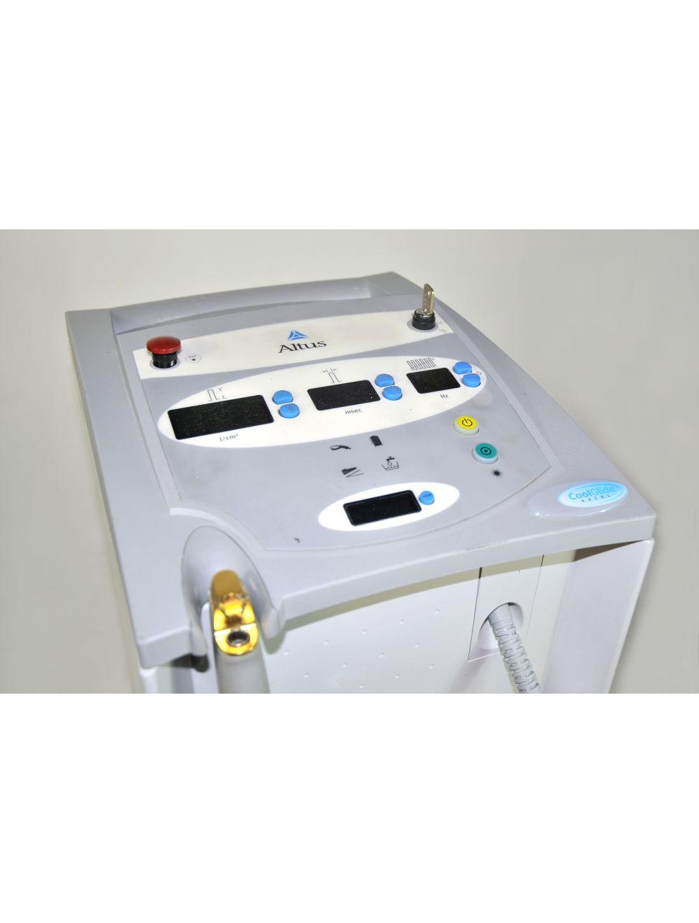2002 Altus CoolGlide Excel US110EXCL Laser Hair Removal 1064 Nd YAG Cutera HR Cutera