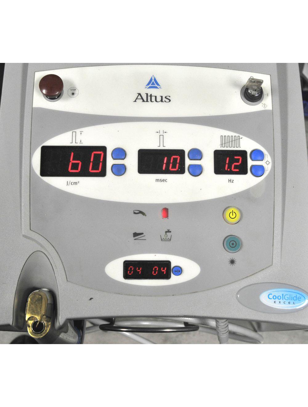 2002 Altus CoolGlide Excel US110EXCL Laser Hair Removal 1064 Nd YAG Cutera HR Cutera