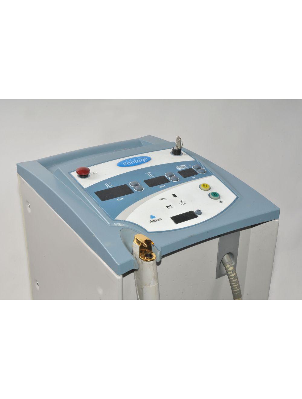 2002 Cutera VANTAGE Altus 110 Laser 1064 Nd YAG Hair Removal 3-5-7-10mm HP HR Cutera