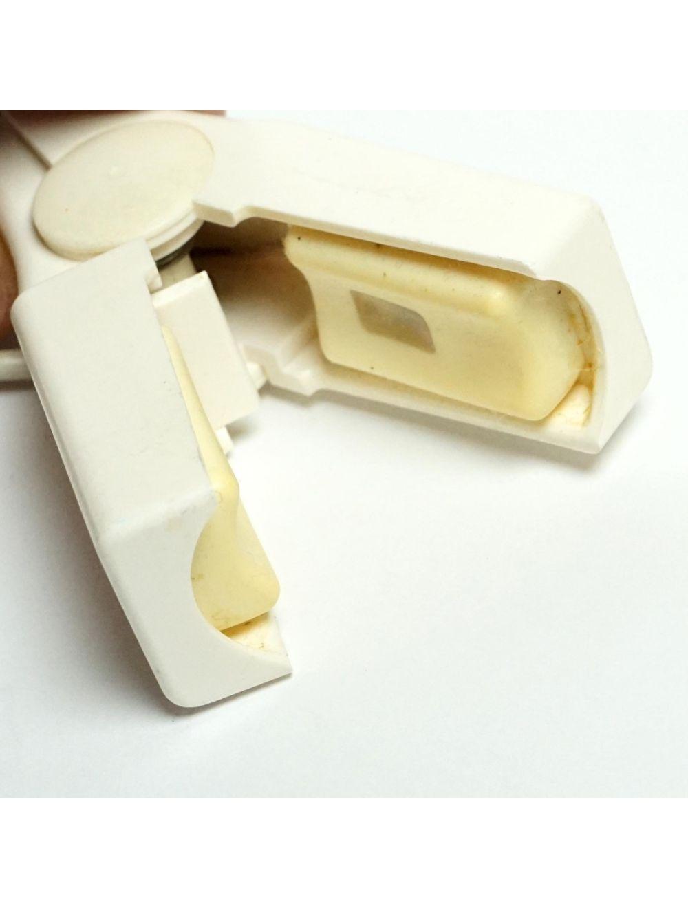 Nellcor Durasensor Adult Digit Oxygen Transducer Dura Sensor DS-100A 5-Button x1 Sol International Medical