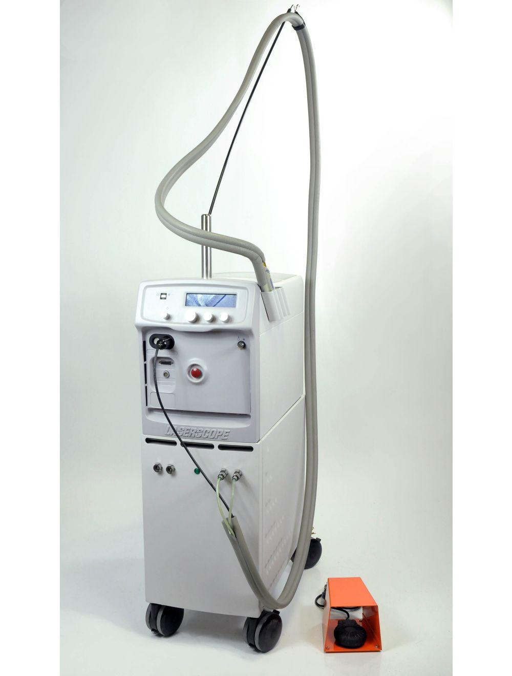 2002 Laserscope Lyra Nd:YAG Laser w CoolSpot 10mm Hand Piece Hair Removal / Vein Sol International Medical