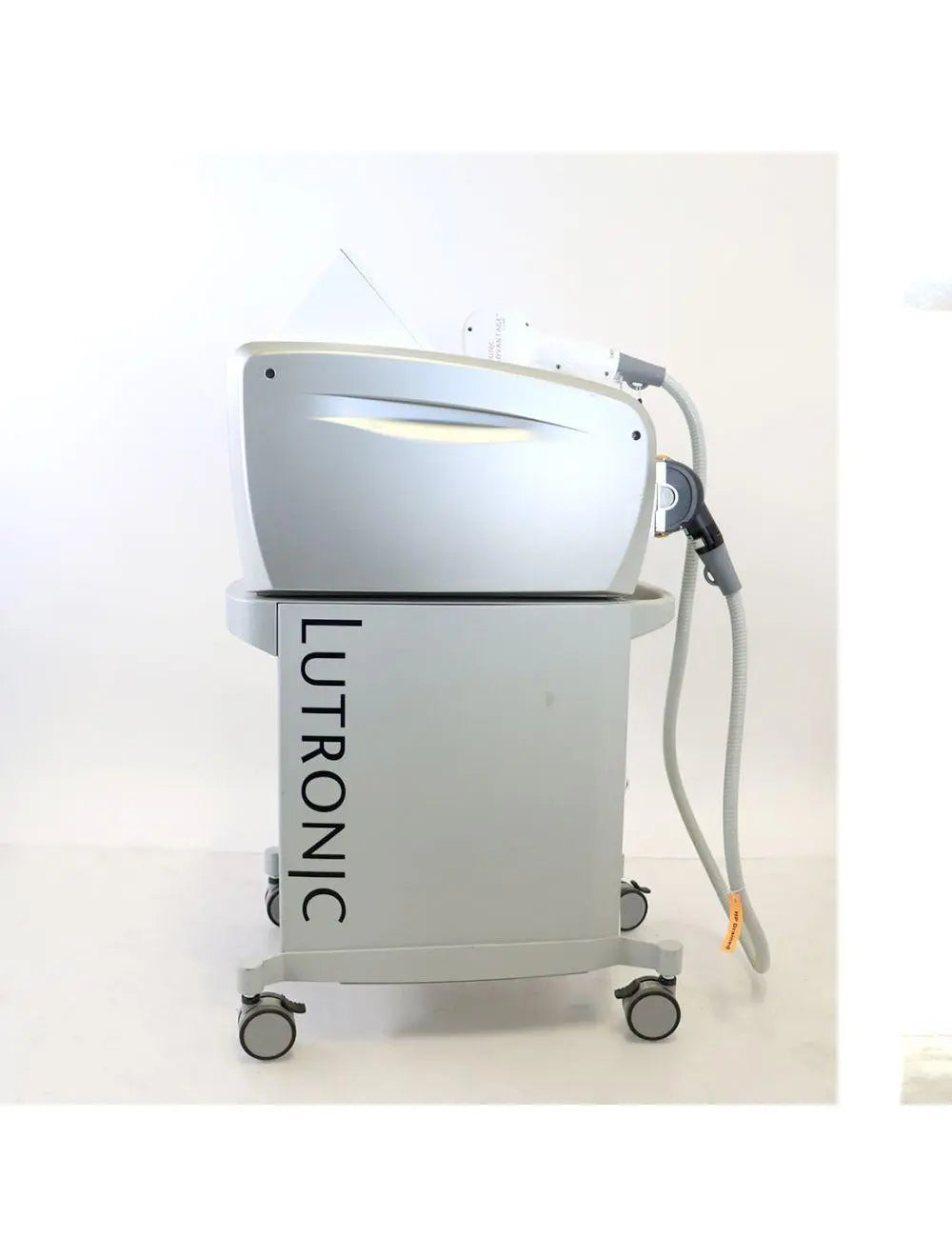 2013 Lutronic Advantage 805nm Diode Laser System Hair Removal & D3-800 Handpiece Lutronic