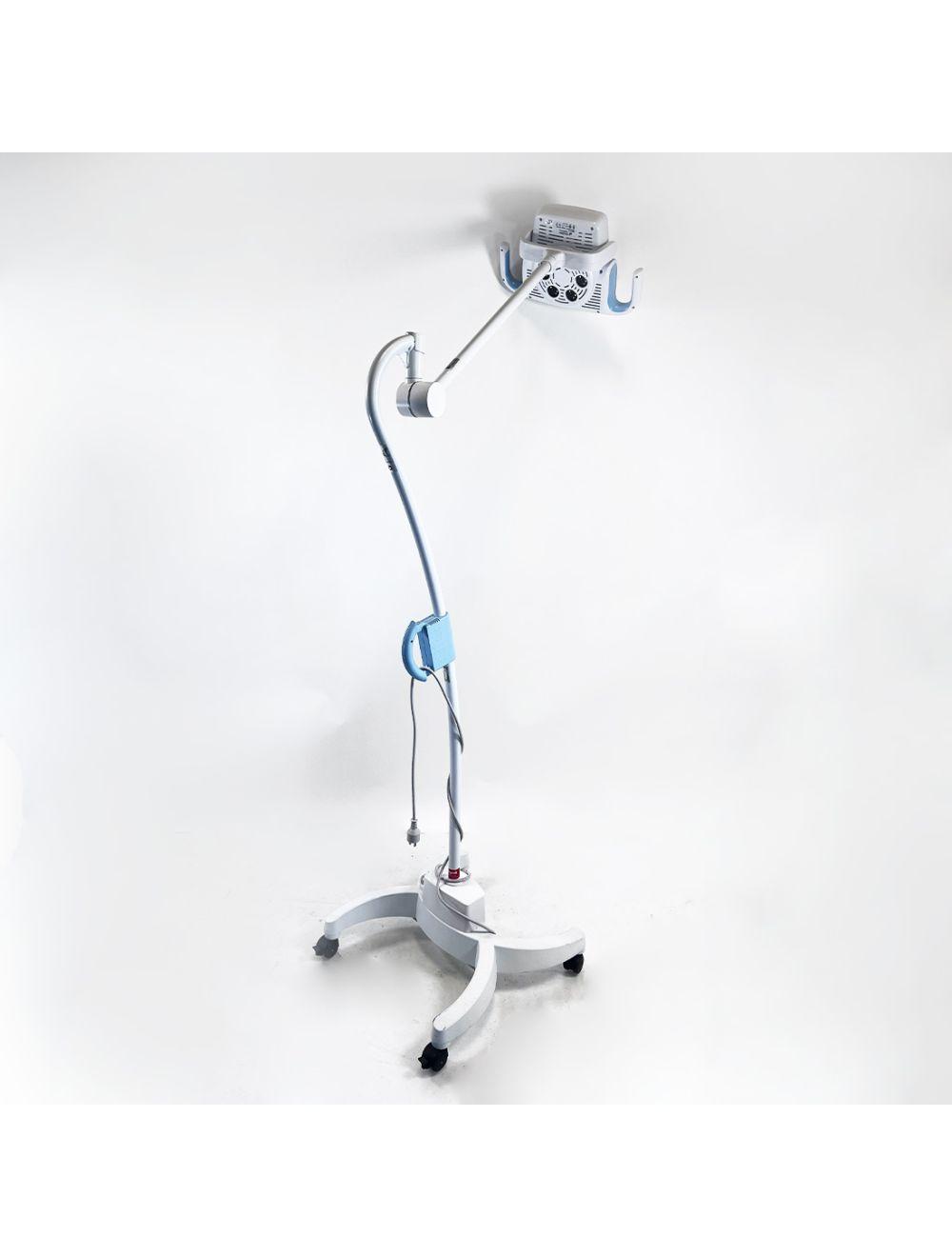 Welch Allyn GS900 Minor Procedure 6-LED Lights White Mobile Stand Green Series Sol International Medical