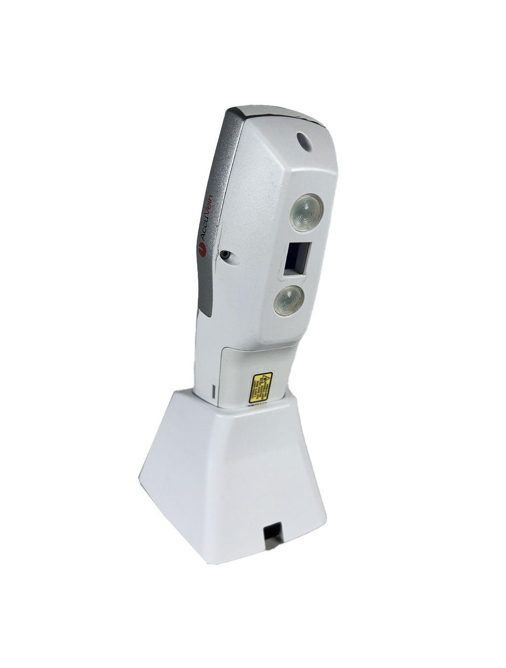 AccuVein Handheld Laser Portable Vein Finder Illumination AV400 Complete Bundle Sol International Medical