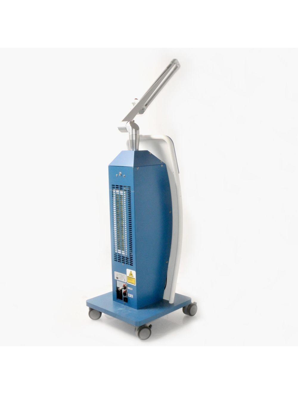 2016 Focus NaturaLase Fractional CO2 Skin Vaginal Rejuvenation Acne Laser System Sol International Medical