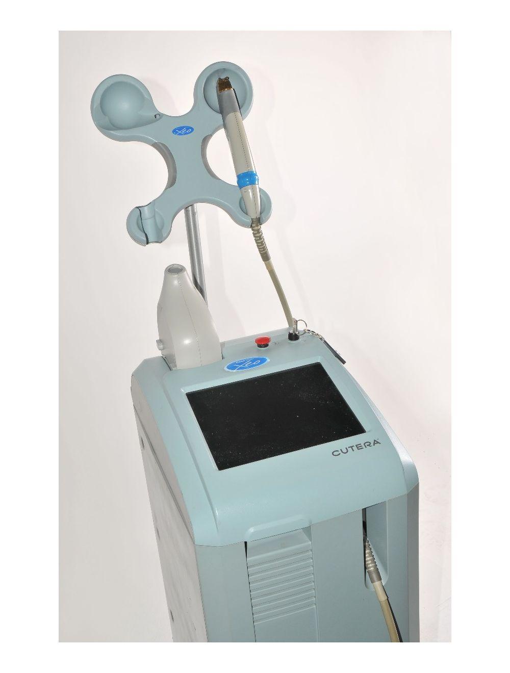 2004 Cutera XEO Laser System IPL Nd:YAG 1064 Hair Removal HR Cutera