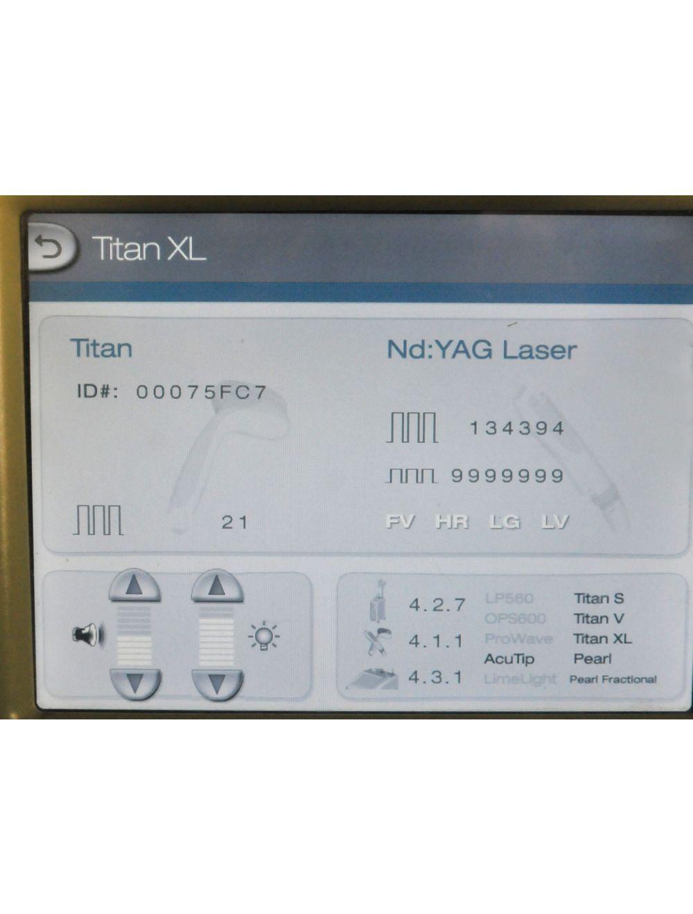 2008 Cutera Xeo Skin Resurfacing Rejuvenation Nd:YAG Laser System US220XEO Cutera
