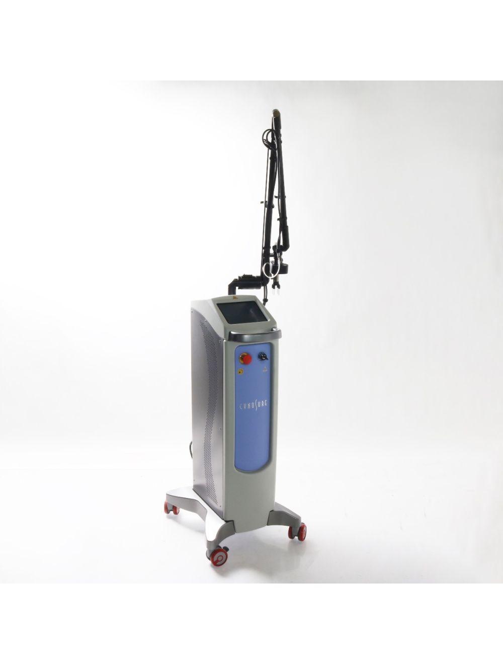 2014 Cynosure SmartSkin+ Plus 30W Fractional CO2 Laser Aesthetic Surgical Cynosure