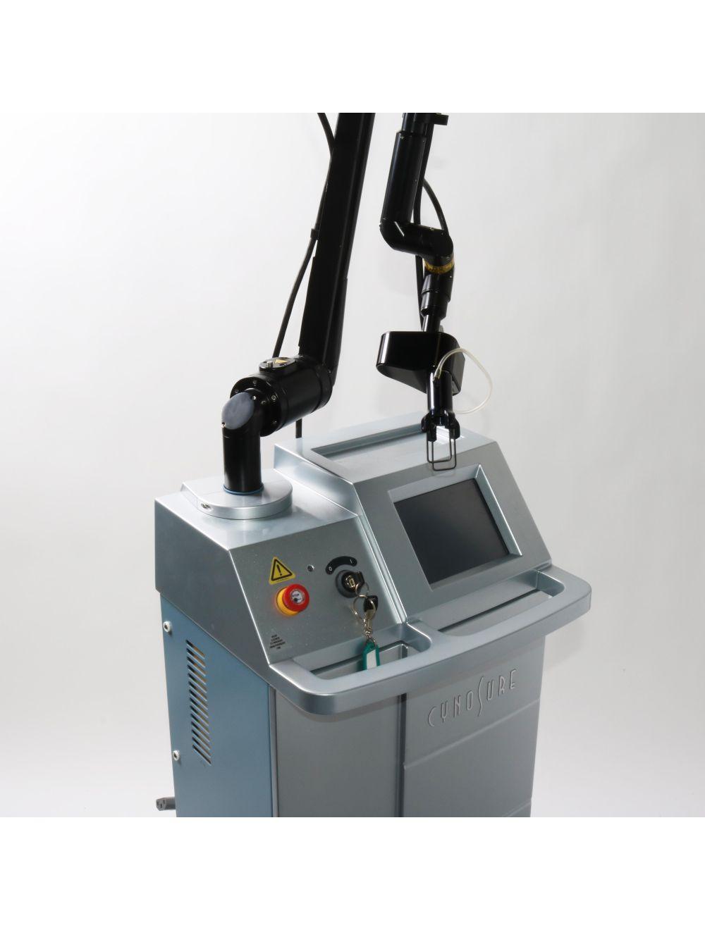 2011 Cynosure SmartSkin Fractional CO2 Laser Skin Renewal Smart Skin w/ Scanner Cynosure