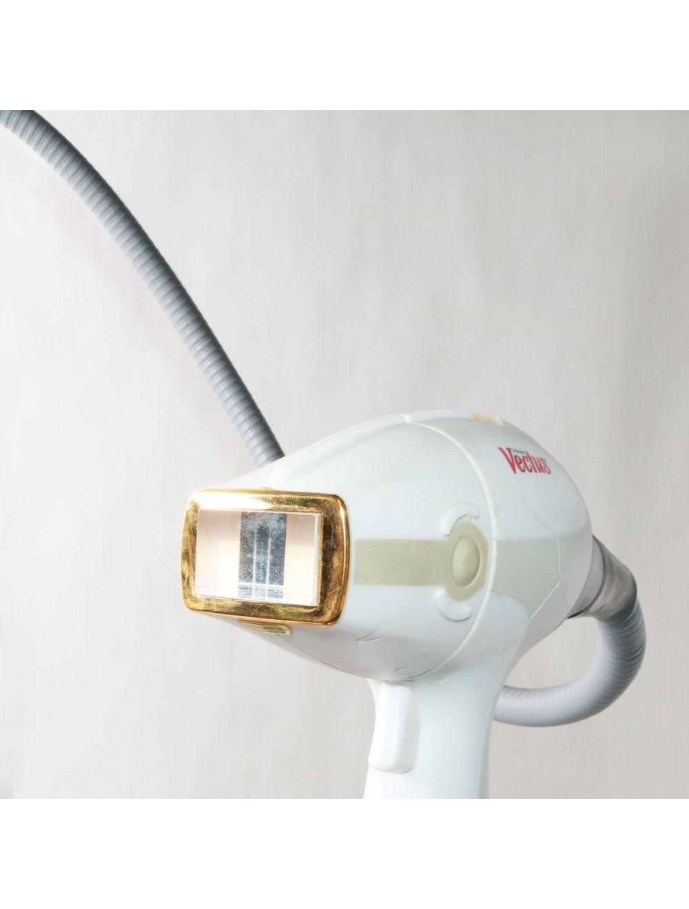 2013 Cynosure Palomar Vectus 810 nm Diode Hair Removal Laser w/ Large Optic Palomar