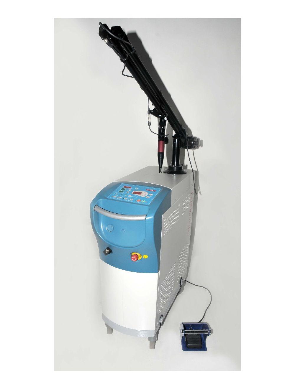 2010 Lutronic Spectra VRM III Q-Switched Nd:YAG Laser Tattoo CARBON PEEL 1064nm Lutronic