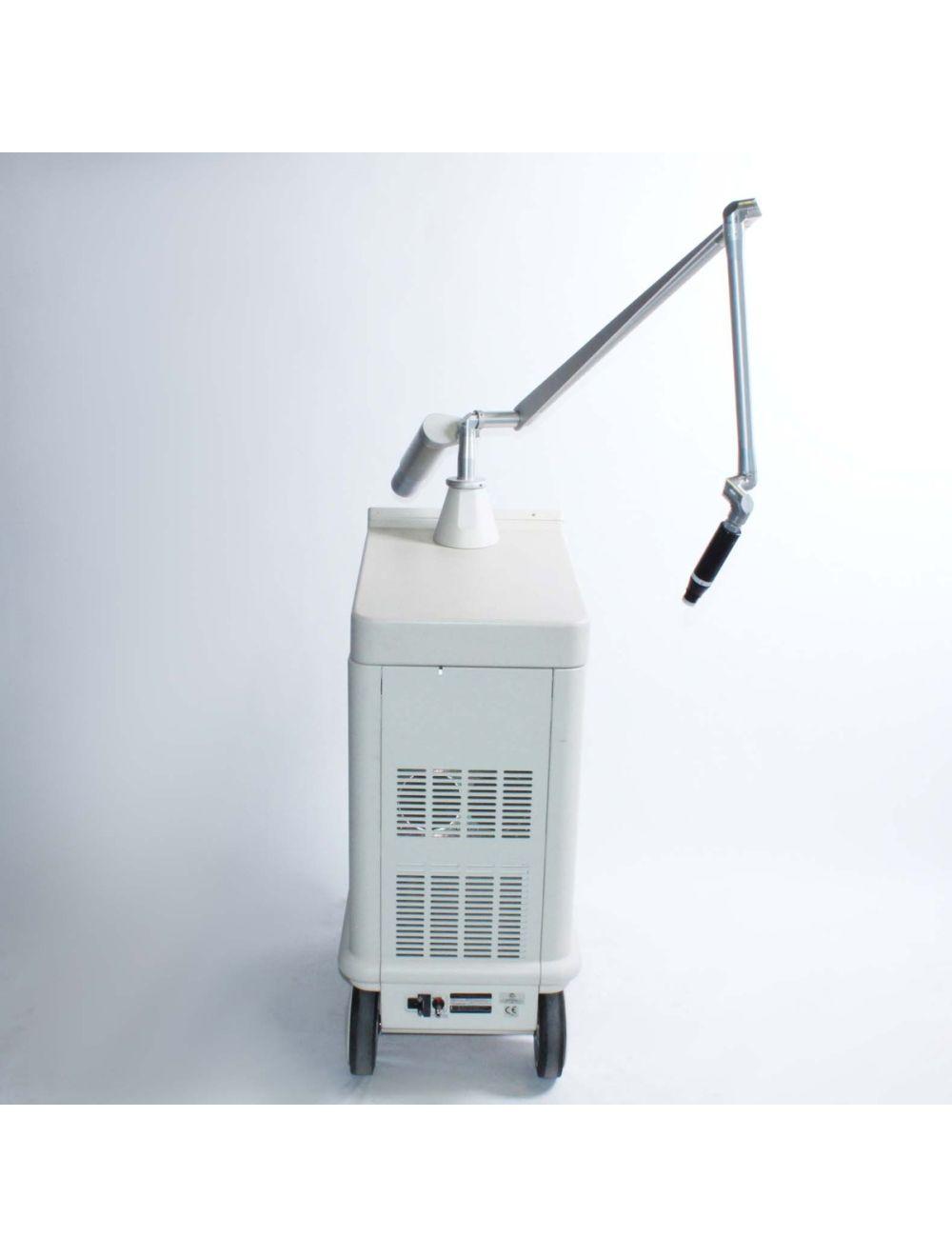 2005 Focus NaturaLase LT100 Q-Switched 532/1064 YAG Laser Tattoo Removal System Sol International Medical