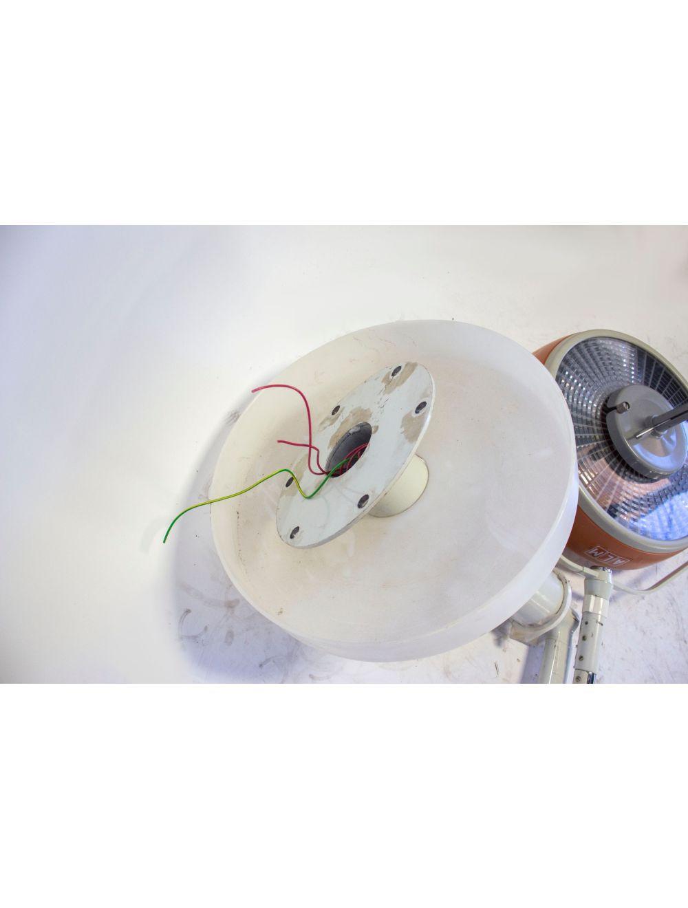 ALM ECL 152 Lamp Surgical Procedure Exam O/R Overhead Clinical Ceiling Light Sol International Medical