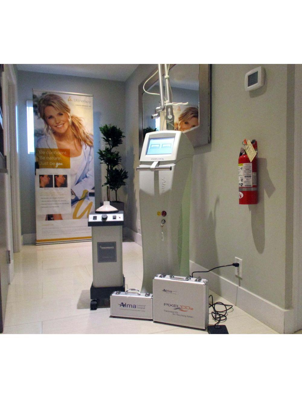 2009 Alma Pixel CO2 Laser FemiLift Fractional Vaginal Resurfacing Surgimedics Alma