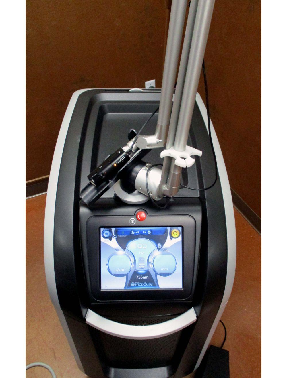 2013 Cynosure Picosure Laser 532 755 1064 nm Lesions Acne Scar Tattoo Removal Cynosure
