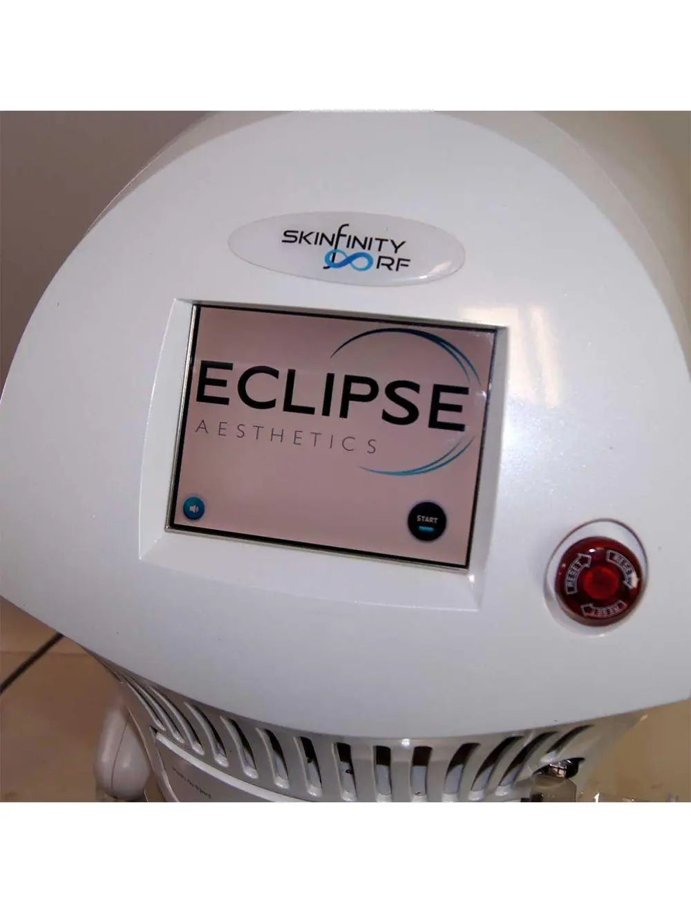 2016 Alma Eclipse Aesthetics SkinFinity RF Pixel In-Motion Skin Rejuvenation Alma