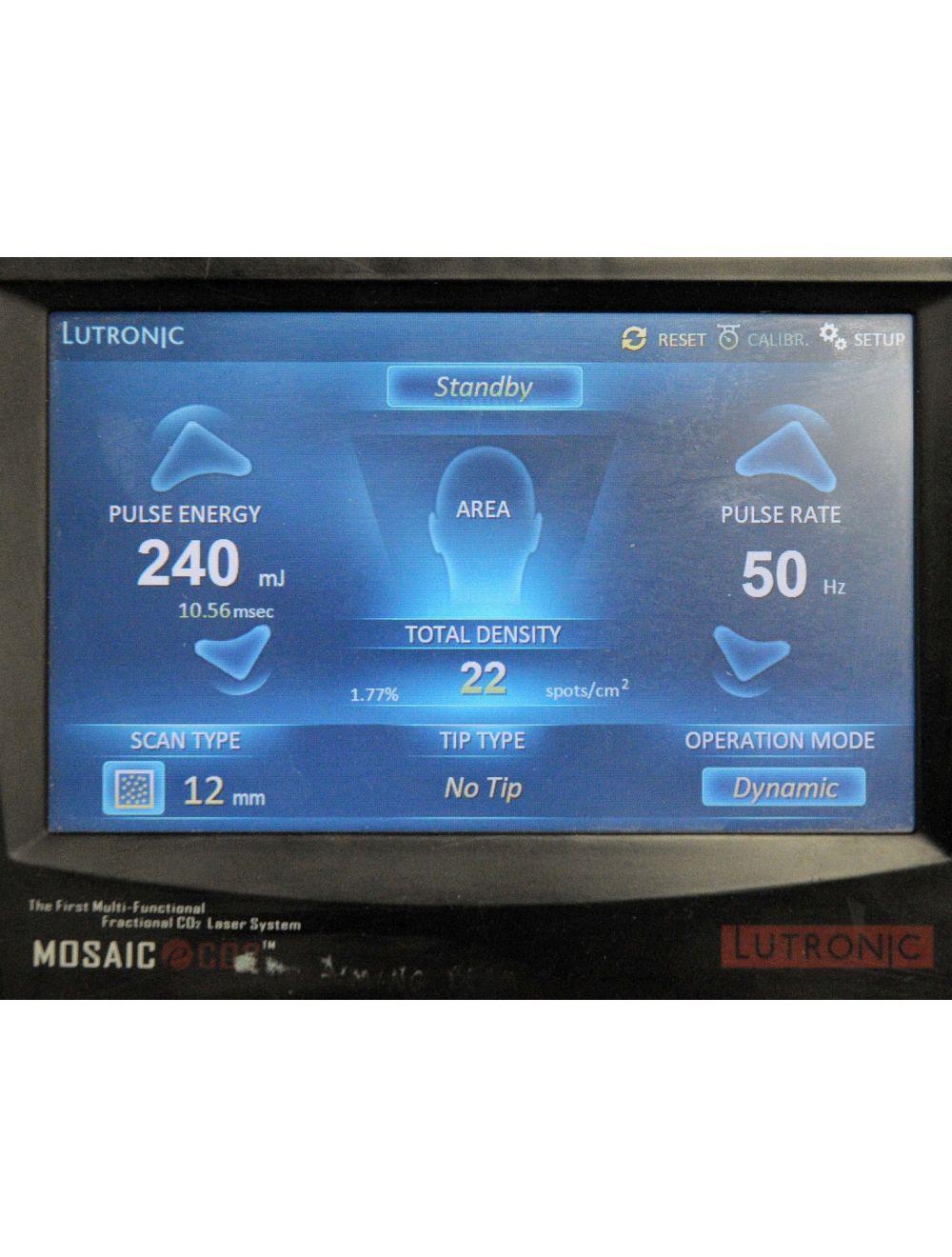 2008 Lutronic Surgical CO2 Laser eC02 Mosaic Skin Fractional Wrinkle Scar Lesion Lutronic