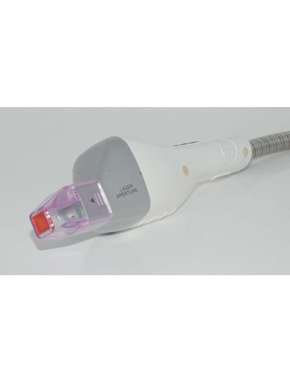 2008 Lutronic MOSAIC Er Glass ERBIUM Fractional LASER 1550 nm Skin Tightening ST Lutronic