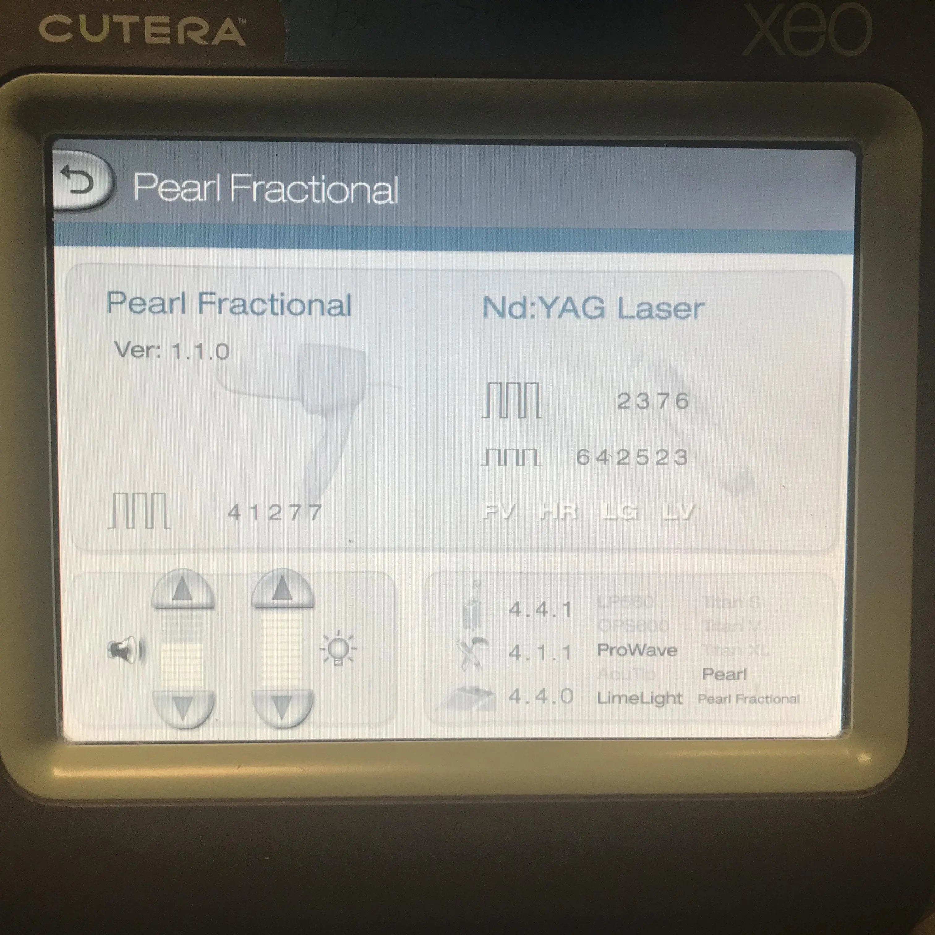 2007 Cutera Pearl ErYSGG Wrinkle Age Spots Ablative Resurfacing Laser 200K Pulse Cutera