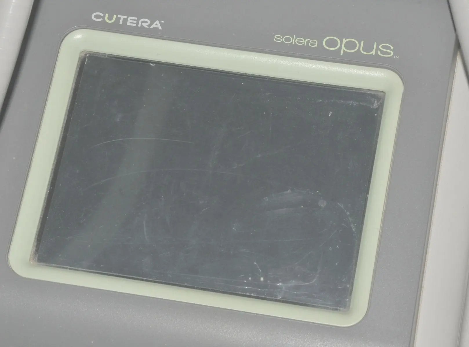 2006 Cutera Solera OPUS LP560 Benign Pigmented Lesions Portable IPL Laser System Cutera