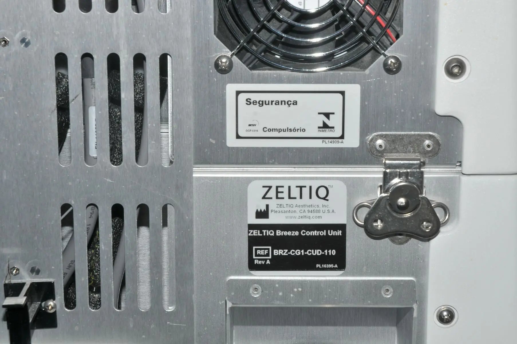 2014 Zeltiq CoolSculpting Body Contouring Cryolipolysis Fat Reduction System Zeltiq